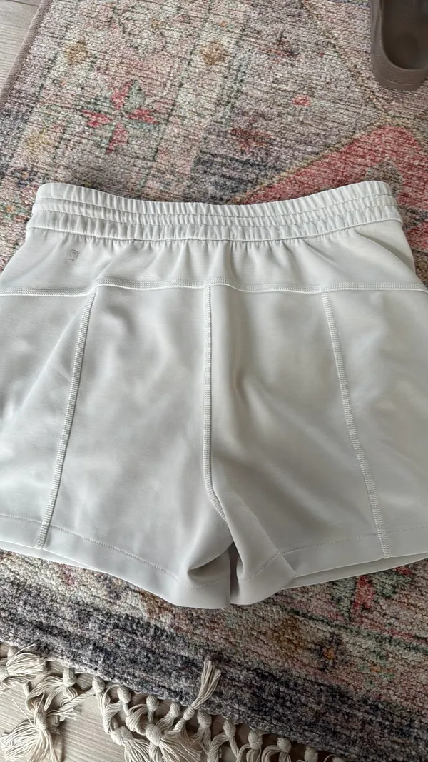 Lululemon Softstreme Shorts - Image 4