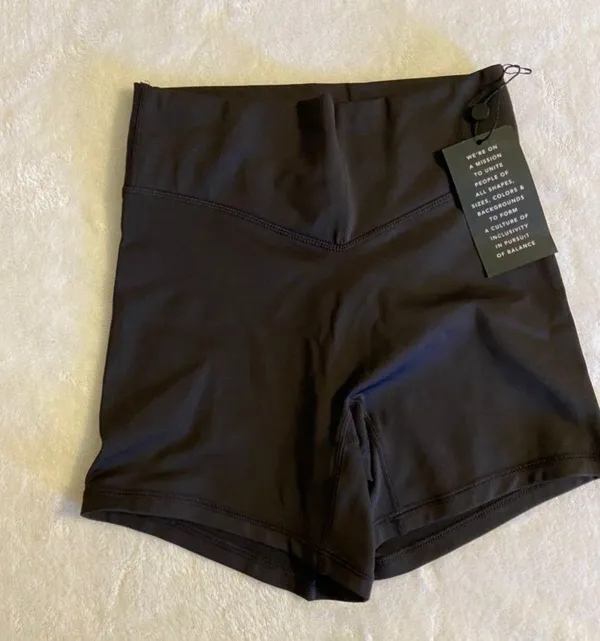 Balance Athletica The Cloud Shorts♠️❤️ - Image 3