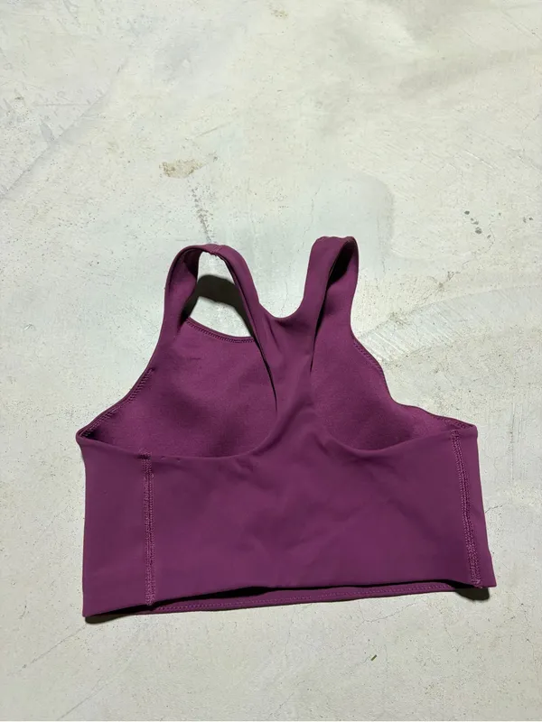 Nike alate Women's Plum Racerback Sports Bra small - Image 5