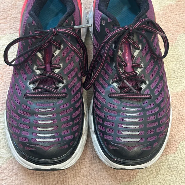 Hoka One One Vanquish 3‎ Grape Juice Virtual Pink Running Shoes Cushion Sporty - Image 2
