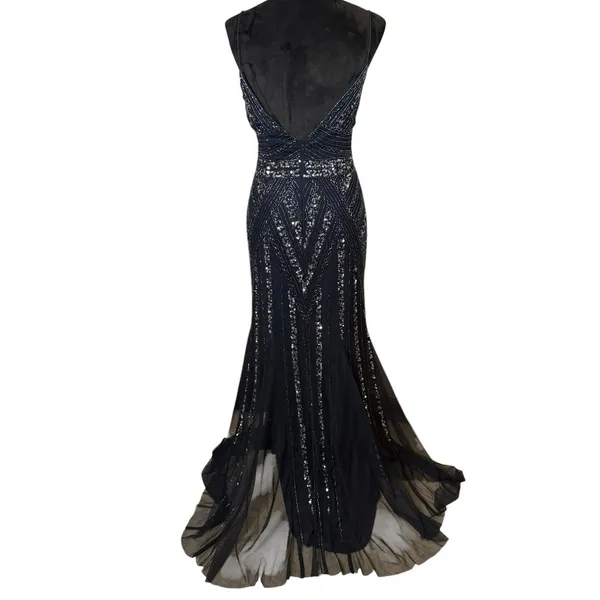 Marina V-Neck Beaded Navy Blue Formal Gown Size 6 Prom Hoco Ball Gala Retail$230 - Image 11