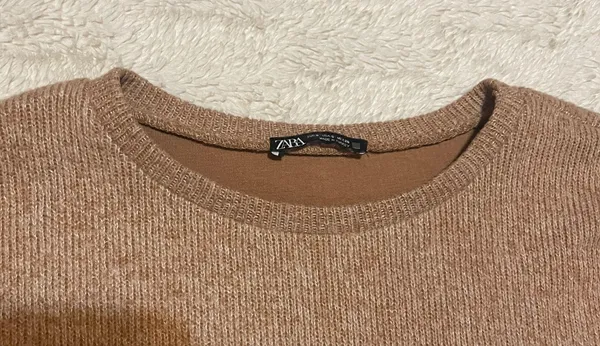 ZARA Fall Tan Cropped Long Sleeve - Image 2
