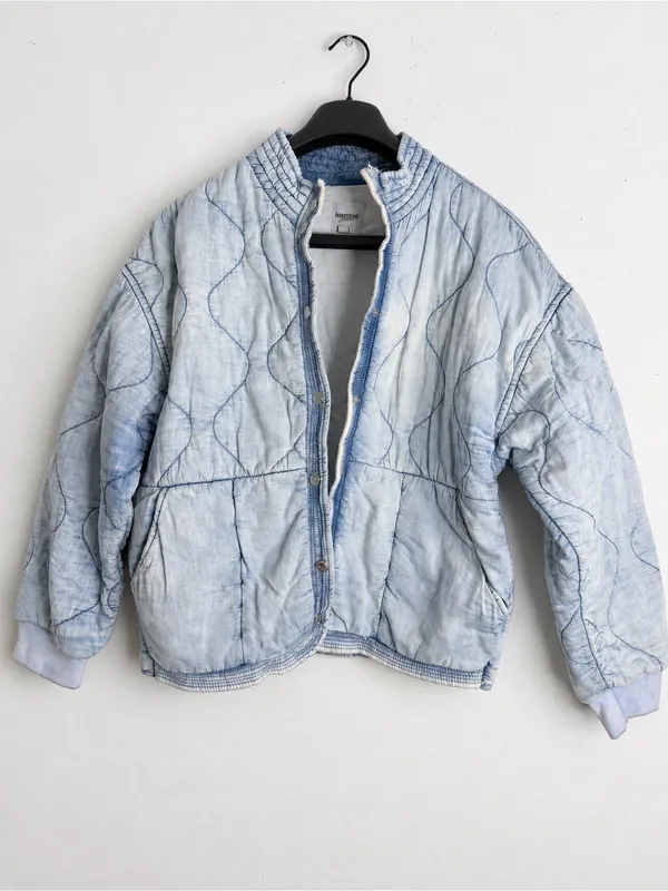 Kensie Jeans Quilted Denim Bomber Jacket Light Acid Wash Chambray Size M - Image 6