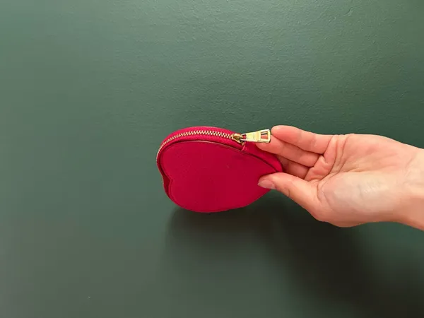 Fossil heart coin purse  - Image 6