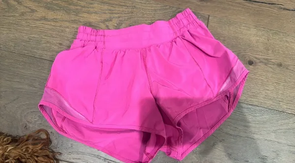 Lululemon Shorts pink  - Image 2