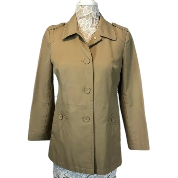 Ann Taylor Classic Short Trench Khaki Coat Epaulets, pleated back size 10 petite - Image 3