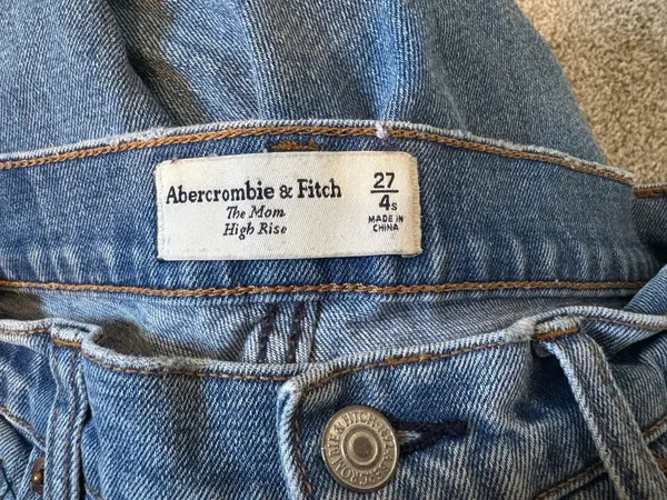 Abercrombie Jeans - Image 3