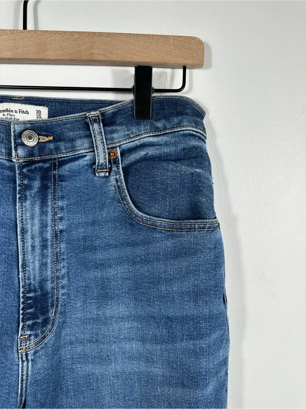 Abercrombie &‎ Fitch The Flare Ultra High Rise Jeans Medium Wash Size 30 Long - Image 6
