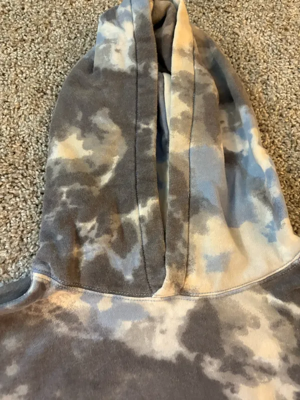 Tie-Dye Old Navy Hoodie - Image 4