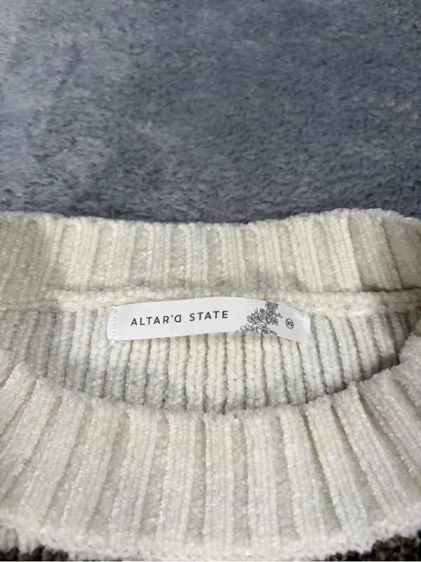 Altar’d state Chunky Striped Knit Sweater in Cream and Olive XS - Image 2