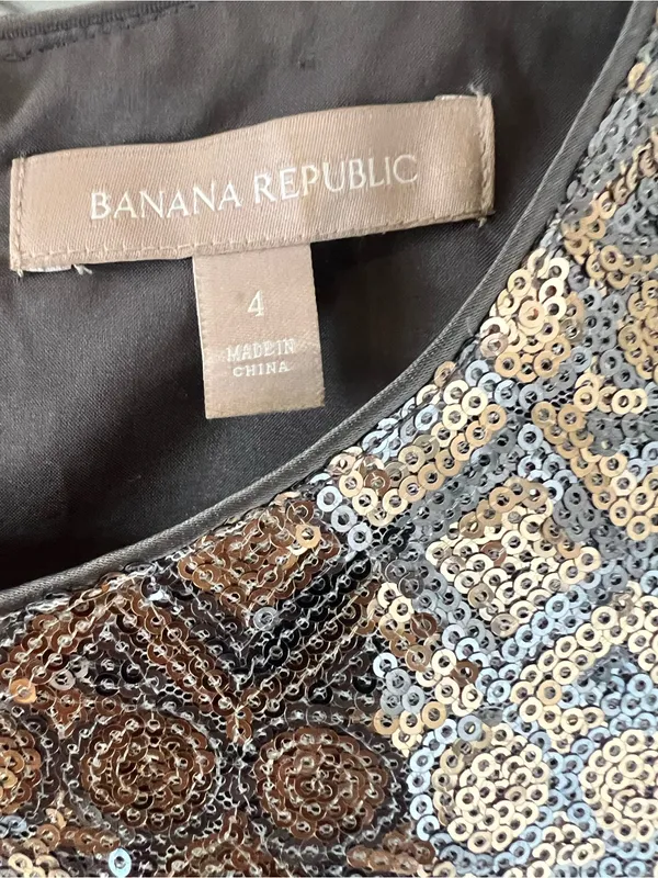 Banana Republic Gold & Silver Sequin Cocktail Party Dress Lined Size 4 Classic - Image 3