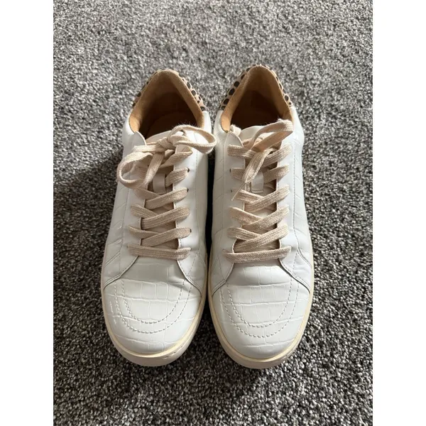 Emmer & Oat Boutique Womens Low Top Sneakers White Croc Leopard Stripe - Image 2