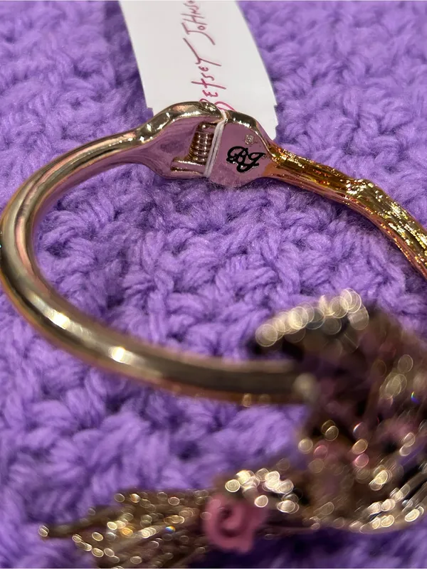 NWT Betsey Johnson Gold Witchy Bypass Bracelet - Image 8