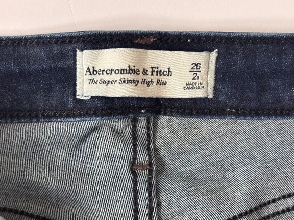 Abercrombie & Fitch Super Skinny High Rise Jeans 26/2 Dark Wash Petite 27” - Image 3