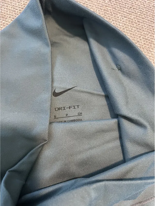 Nike Maternity Biker Shorts - Image 3
