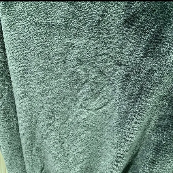Victoria’s Secret Hunter Green Short Plush Tie Robe Embroidered Logo XS S - Image 5