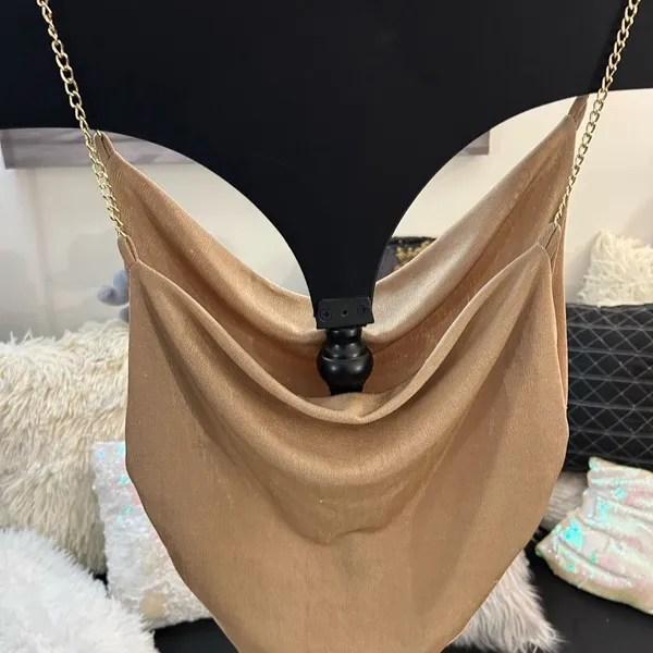 Chic‎ Gold Chain Strap Size XL - Image 3