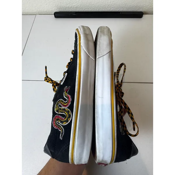Vans Embroidered Snake Cheetah Panther Sneakers Womens 7.5 Black Suede Skate‎ - Image 6
