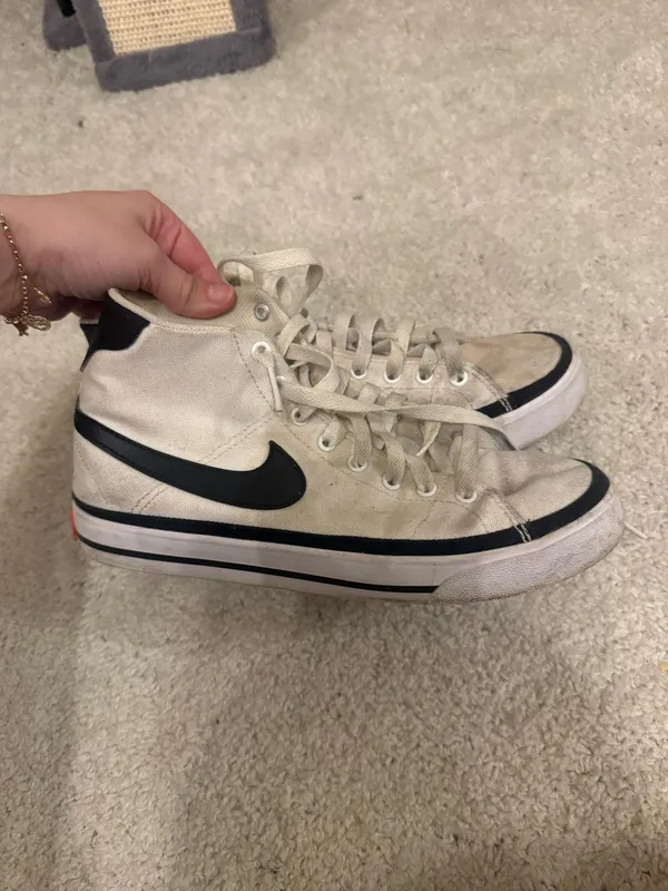 Nike Blazers - Image 2