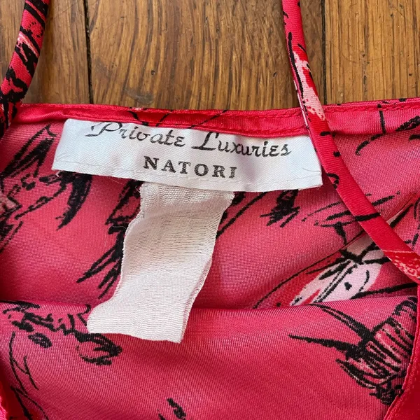 Vintage 90s Natori Private Luxuries Red Silk Cami Art Print Slip Tank XL💛 - Image 10