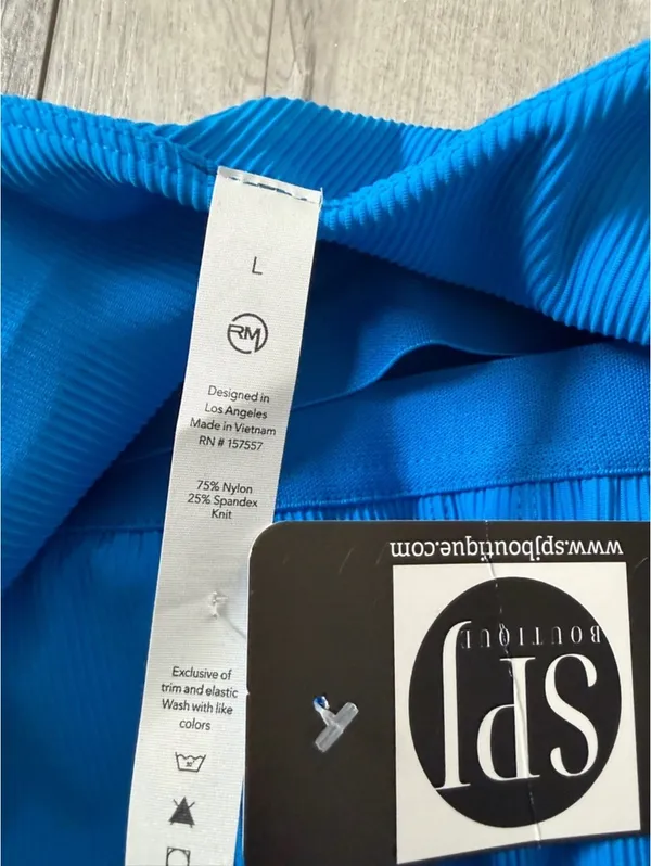 NWT-Rae Mode Ribbed Fitted V-Neck Jumpsuit 7/8 Length Sonic Blue size Large - Image 10