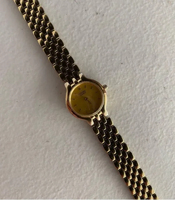 s Quartz Watch Panther Bracelet Gold Toned - Image 10