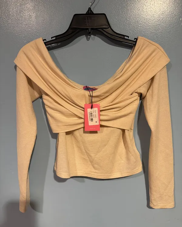 Edikted Off-The-Shoulder Long Sleeve - Image 3