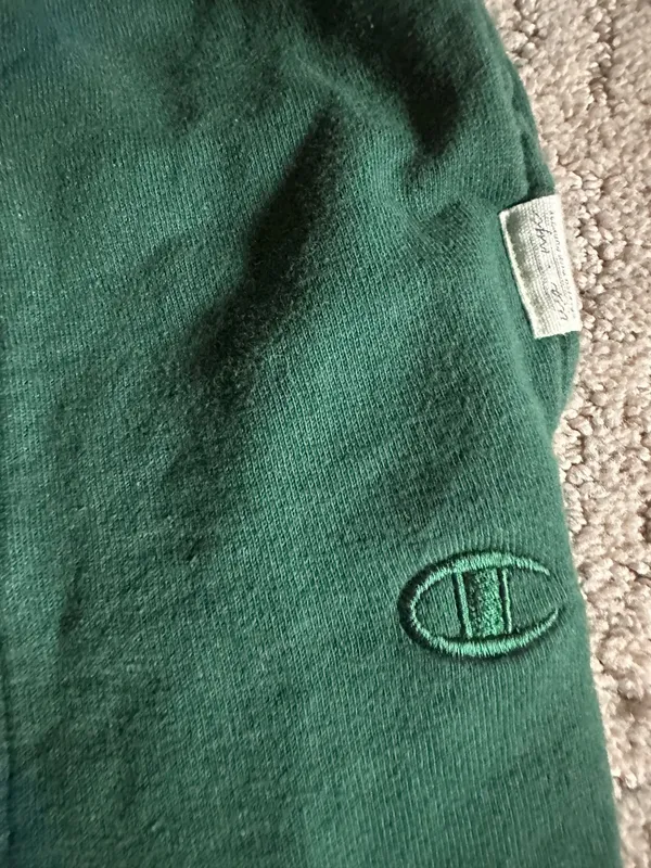 Forest green small champion sweatpants  - Image 3