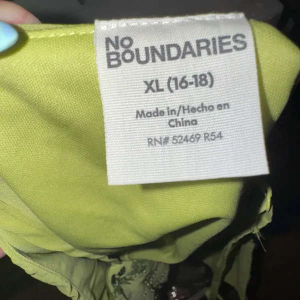 No Boundaries Beaded cami - Image 10