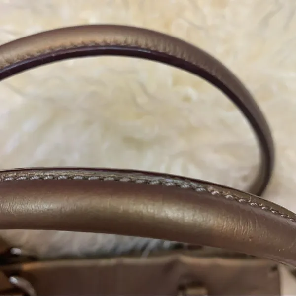 Tignanello logo handbag bronze leather accents - Image 6