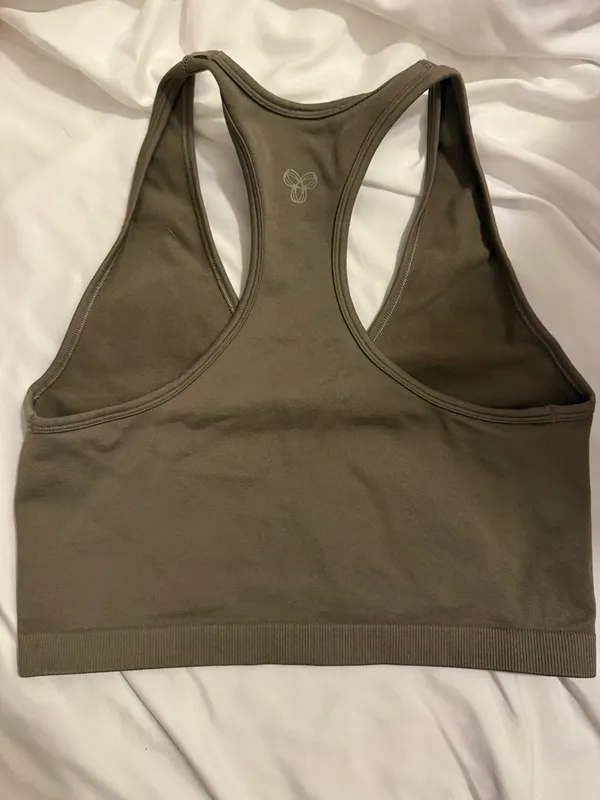 Like New Aritzia Golden BodyGrip™ V-Neck Racerback Bra Top - Image 2