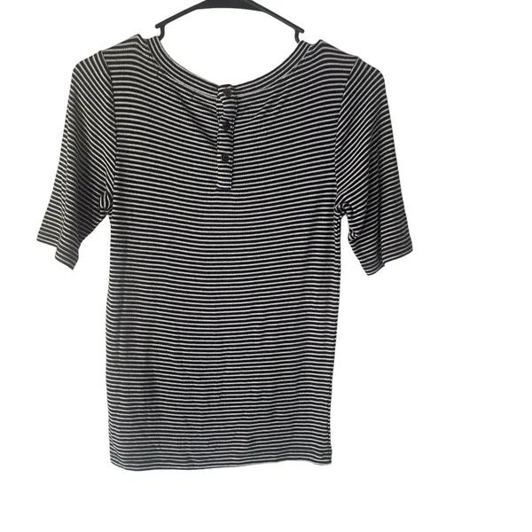 Banana Republic‎ Women XS Striped Soft Short Sleeve Button Back Shirt - Image 6