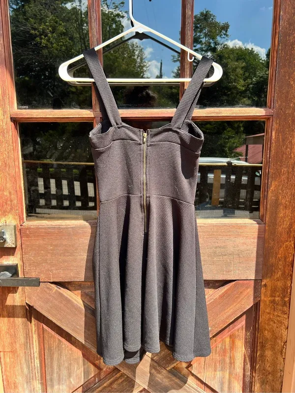 Forever 21/Ellen Black Textured Skater Mini Dress Gold Buttons XS - Image 4