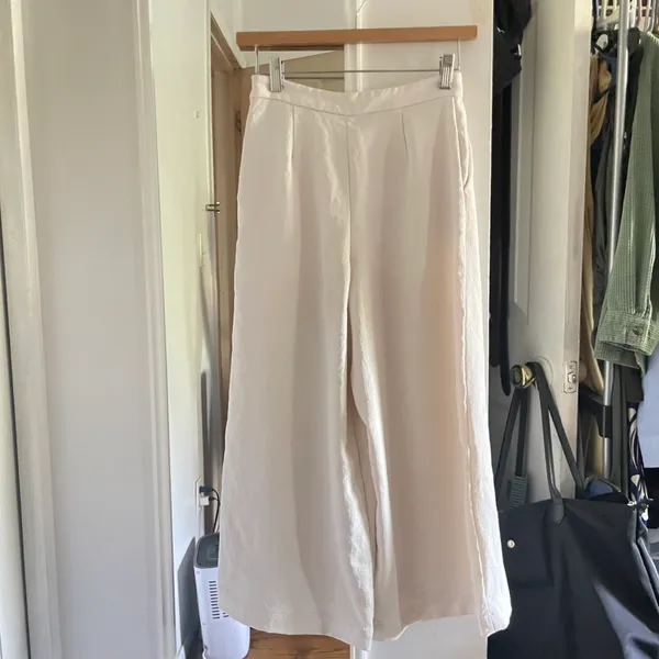 Aritzia White Birch Lalemont Culottes Pants - Image 7