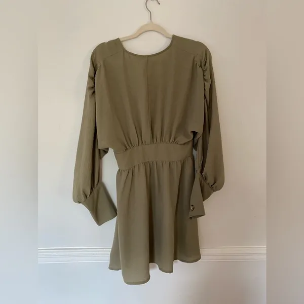 ASOS Sage Green Mini Dress Boho Quiet Luxury Parisian Scandi Old Money 8 Classic - Image 3
