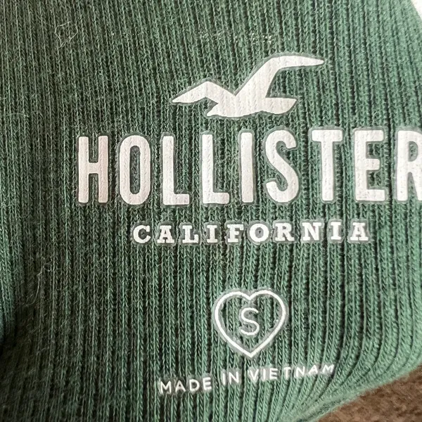 Hollister Henley Crop Top, Y2K Coquette Retro Indie Sleaze Bella Swan Small‎ - Image 5