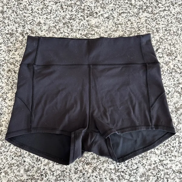 LULULEMON In Movement Short Everlux 2.5" in Black Sz. 10 - Image 7