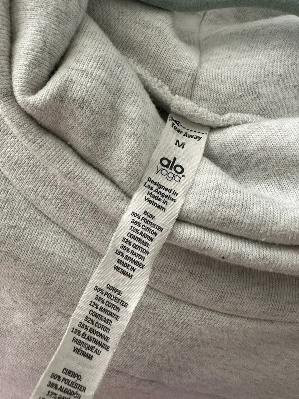 Alo Women's Turtleneck pullover - Image 3