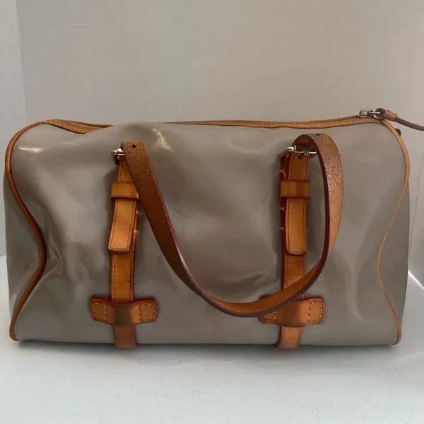 Dooney & Bourke Patent Leather Barrel Satchel in Taupe/Putty gray Vachetta Trim - Image 5
