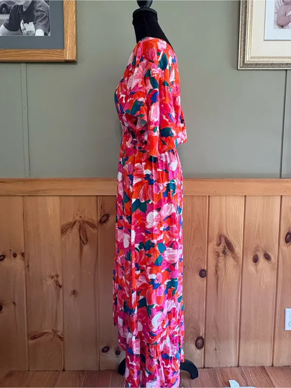 Abel the Label floral print dress with smocked waist and a high-low hem size M - Image 3