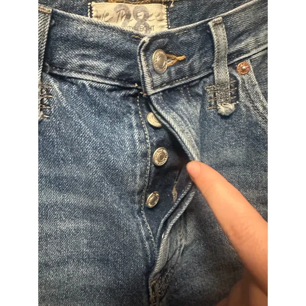 We The Free Button Fly Denim Distressed Shorts Womans Size 28 - Image 3