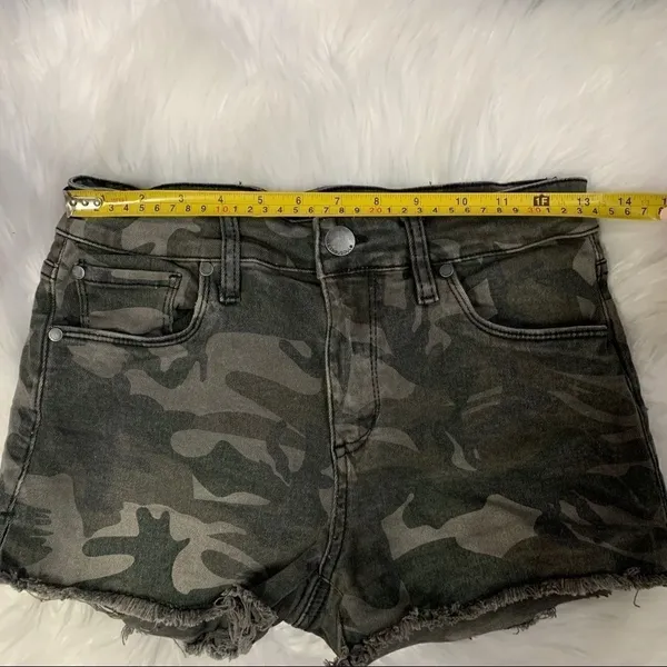 See Thru Soul High Rise Boyfriend Shorts Camo 25 - Image 8