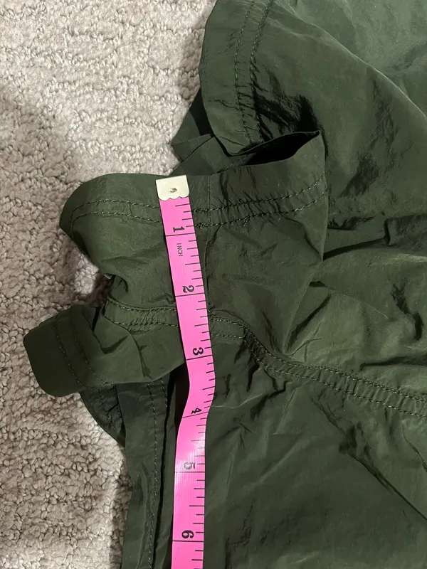 Athleta Expedition Shorts - Image 5