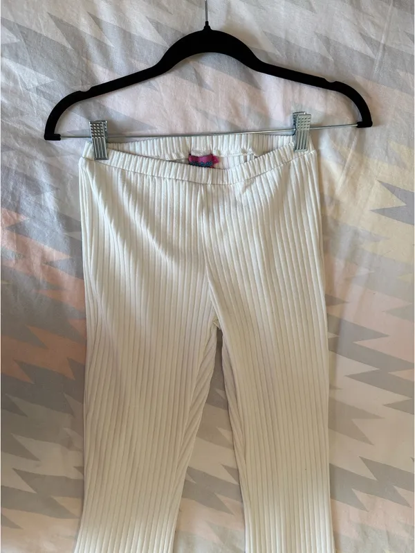 Edikted White Ribbed Flare Pants Small - Image 6