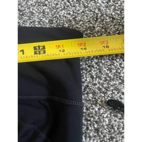 GapFit black athletic leggings feature specialized curved compression seams M - Image 6