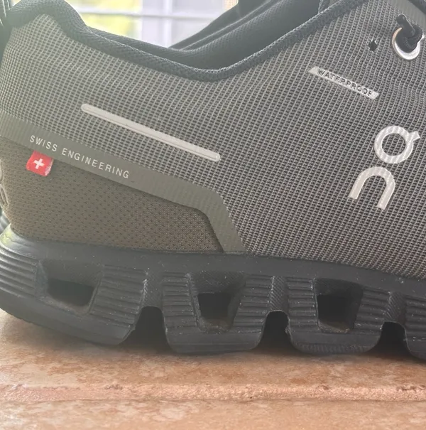 On Cloud Waterproof running Shoes Women’s - Image 3