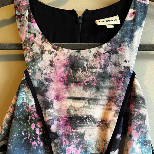 The Odell’s Floral Sleeveless 100 % Silk Dress Blue and Purple Medium - Image 4