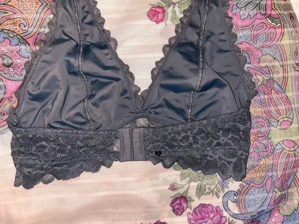 Victoria's Secret PINK Bra - Image 4