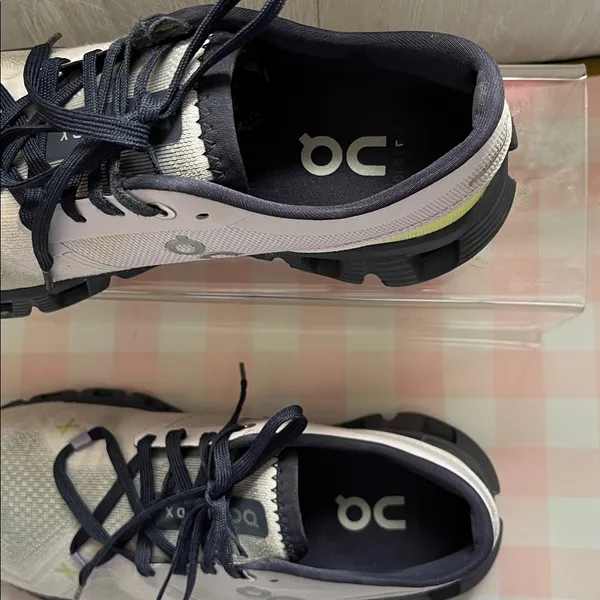 On Running Cloud X 3 orchid/Iron. Gray Size 7.5 - Image 4