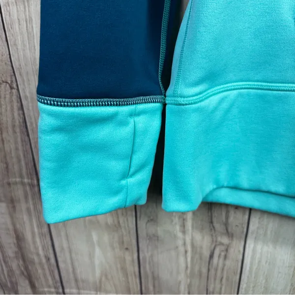 Nike Therma-Fit Hoodie - Image 3